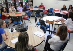 Neide Cardoso oferece capacitação para educadores das escolas públicas de Lucas do Rio Verde