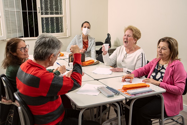 procura por ginástica para o cérebro 