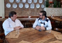 Benê Córdoba, dono do premiado bar Coronel, conta como mantém o sucesso do seu negócio há mais de 25 anos
