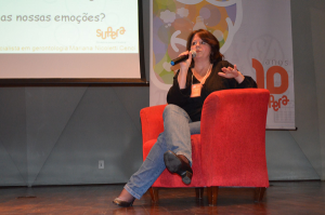 Mariana Cenci, dona da Franquia de Curso no Continente, em Florianópolis, realiza palestra na Semana Mundial do Cérebro
